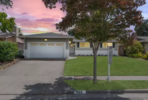 508 Drake Dr, Santa Rosa, CA 95409