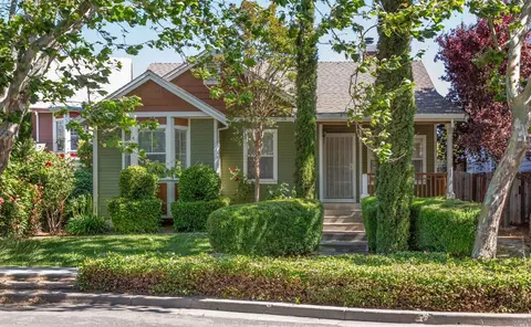 704 Driftwood Dr, Suisun City, CA 94585