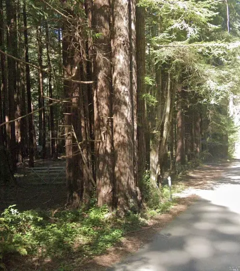 1575 Austin Creek Rd, Cazadero, CA 95421