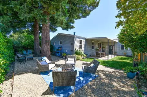 36 Falcon Crest Cir #36, Napa, CA 94558