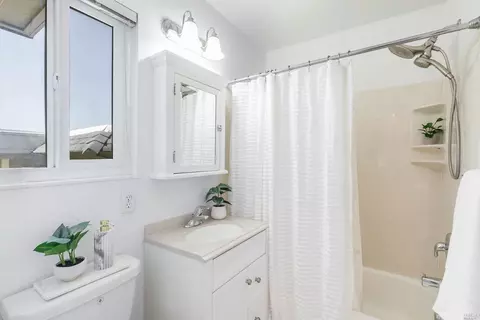 160 Cherry St, Petaluma, CA 94952 photo 20