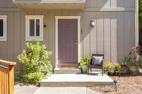 160 Cherry St, Petaluma, CA 94952 photo 2