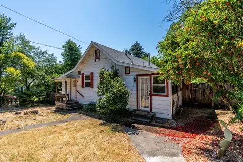 185 Giorno Ave, Ukiah, CA 95482