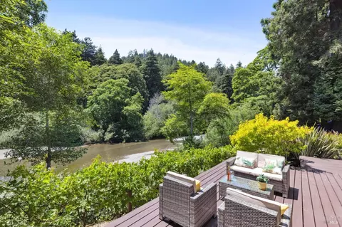 705 Austin Creek Rd, Cazadero, CA 95421