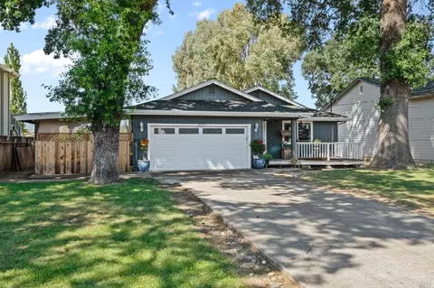 19845 Mountain Mdw S, Hidden Valley Lake, CA 95467