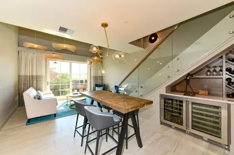 588 Main St #302, Napa, CA 94559