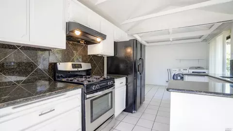 1024 4th St, Novato, CA 94945 photo 9
