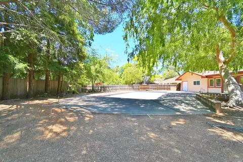 1237 Davis Ave, Concord, CA 94518 photo 8