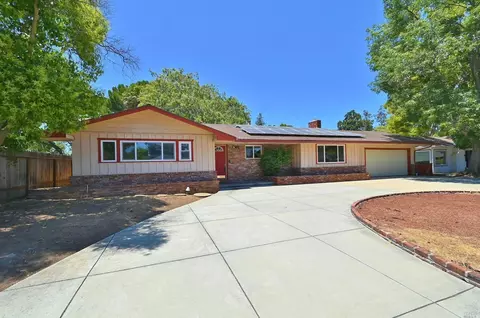 1237 Davis Ave, Concord, CA 94518 photo 2