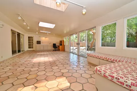 1237 Davis Ave, Concord, CA 94518 photo 33