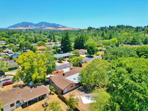1237 Davis Ave, Concord, CA 94518 photo 11