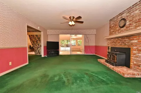 1237 Davis Ave, Concord, CA 94518 photo 31