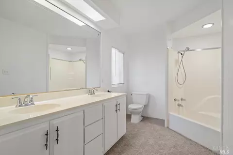 13 E Napa Dr, Petaluma, CA 94954 photo 12