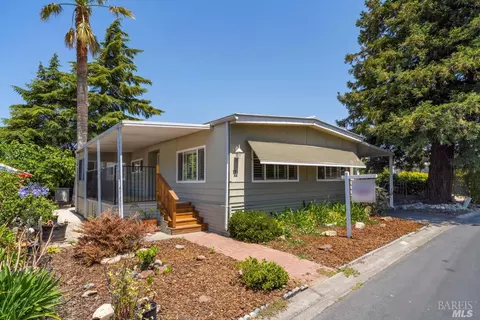 13 E Napa Dr, Petaluma, CA 94954