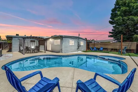 373 Fir St, Vacaville, CA 95688