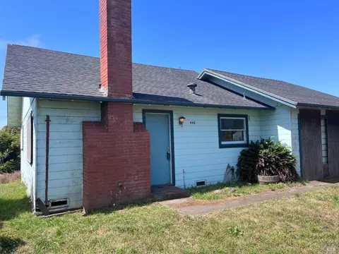 440 South St, Fort Bragg, CA 95437