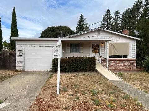 90 Holly St, Willits, CA 95490 photo 2
