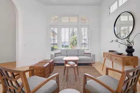 535 Piccadilly Pl, Windsor, CA 95492 photo 9