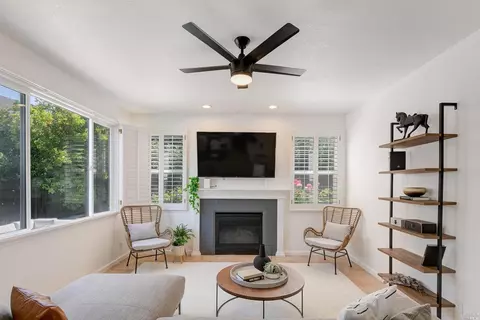 535 Piccadilly Pl, Windsor, CA 95492 photo 6