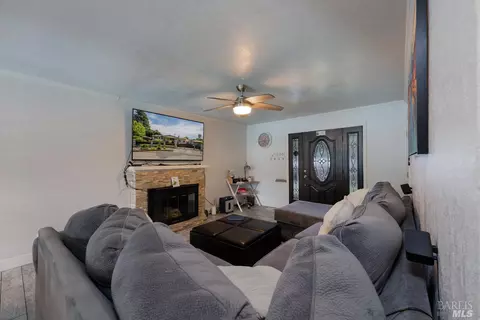 117 Thompson Ave, Ukiah, CA 95482 photo 8