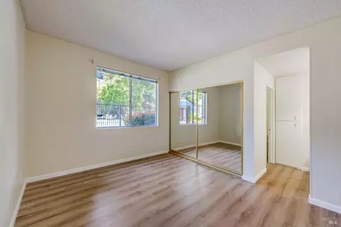 205 Compass Point Ct, Hercules, CA 94547 photo 12
