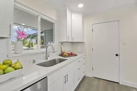 113 Baywood Dr, Vallejo, CA 94591 photo 13