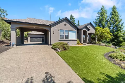 3500 Kendell Hill Dr, Santa Rosa, CA 95404