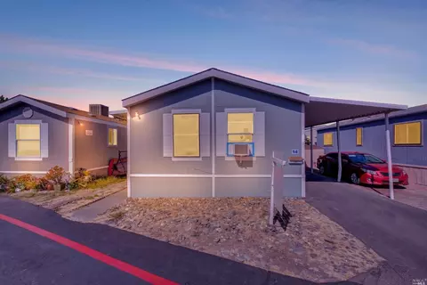 14 Deck Dr, Suisun City, CA 94585