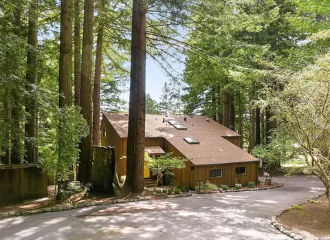 16916 Lauri Ln, Occidental, CA 95465
