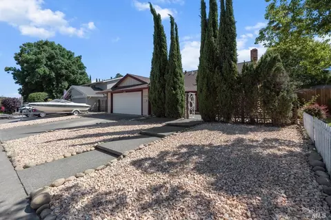 2637 Camrose Ave, Fairfield, CA 94533 photo 2