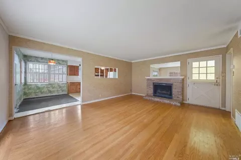 1366 Monteith Dr, Vallejo, CA 94590 photo 9