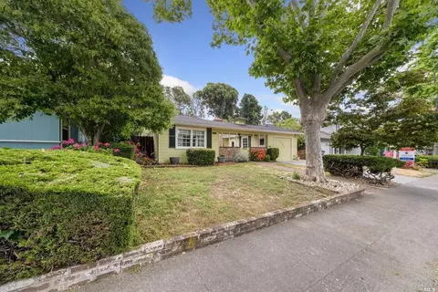 1366 Monteith Dr, Vallejo, CA 94590 photo 3