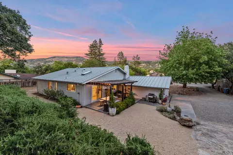 1009 Stonedge Dr, Napa, CA 94558