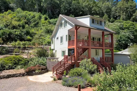 145 Vallejo Ave, Inverness, CA 94937