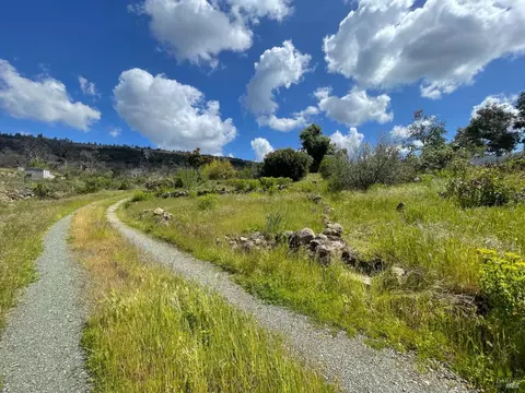 139 Oak St, Saint Helena, CA 94574