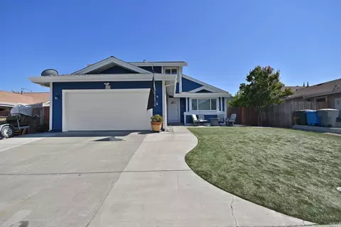 207 Kildare Ln, Vacaville, CA 95688