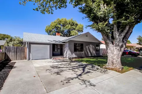 1320 Empire St, Fairfield, CA 94533 photo 2