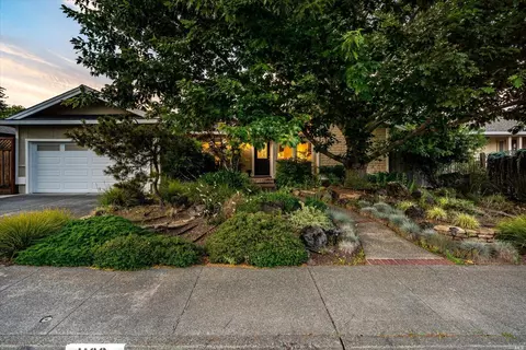 1132 Lanewood Way, Santa Rosa, CA 95404