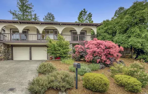 3214 Conifer Dr, Santa Rosa, CA 95404