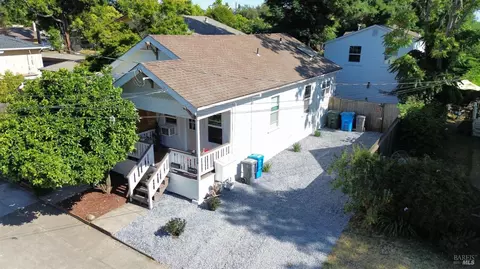 138 Lincoln St, Santa Rosa, CA 95401