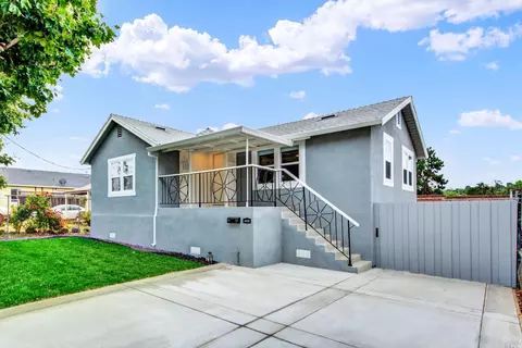 425 Reis Ave, Vallejo, CA 94591 photo 2