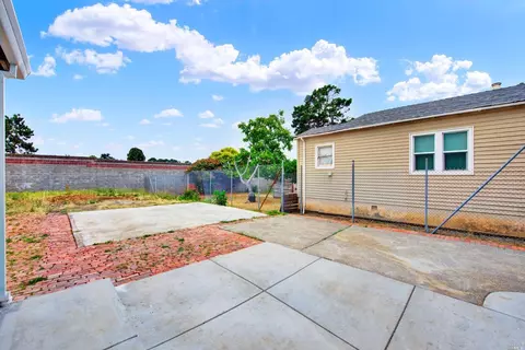 425 Reis Ave, Vallejo, CA 94591 photo 48