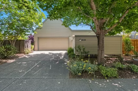 21253 Via Colombard, Sonoma, CA 95476