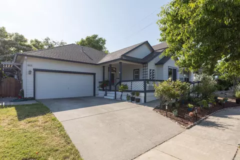 8615 Windsor Park Cir, Windsor, CA 95492