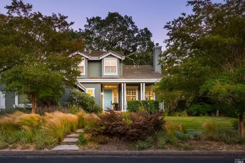 55 Saddle Wood Dr, Novato, CA 94945