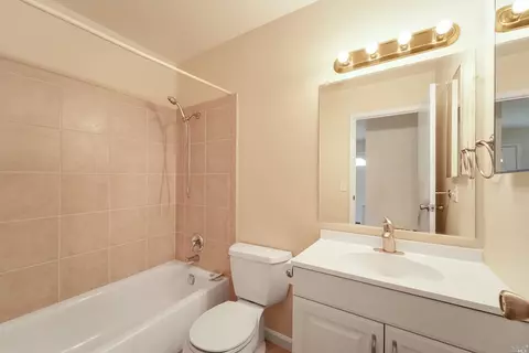1760 Severus Dr, Vallejo, CA 94589 photo 4
