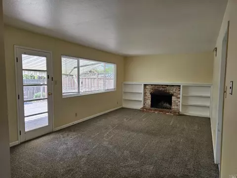 1663 Bryce Ct, Napa, CA 94558 photo 5