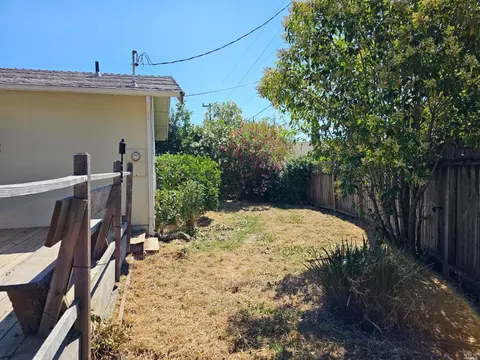 1663 Bryce Ct, Napa, CA 94558 photo 12