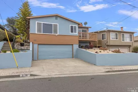 2258 Carquinez Ave, El Cerrito, CA 94530