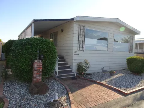 300 E H St #217, Benicia, CA 94510